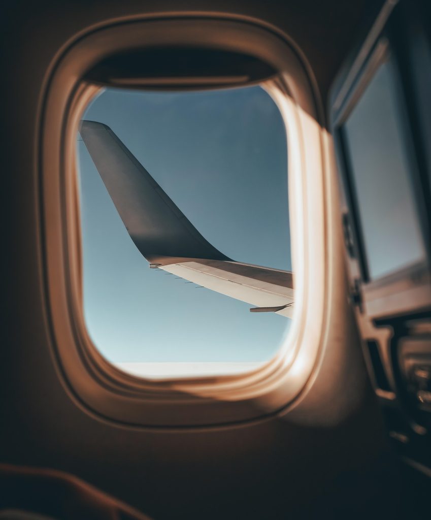 airplane-6867678_1920 airplane-6867678_1920